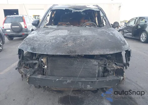 2017 Jeep Compass Latitude Fwd z USA, uszkodzony, nr VIN 1C4NJCEB4HD198858